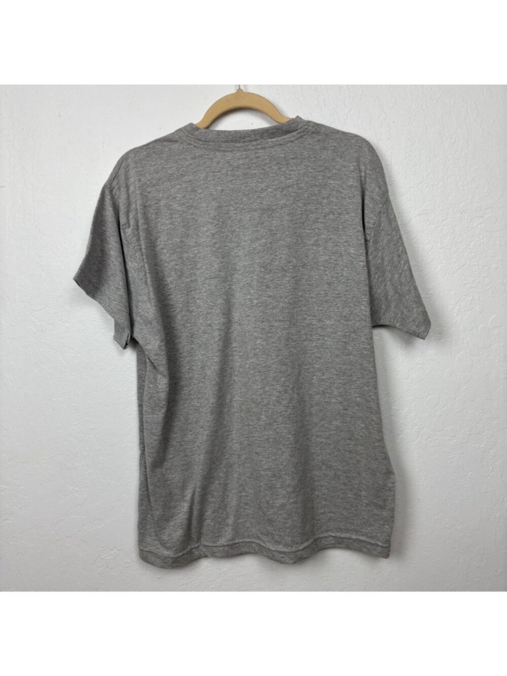 ✨3/$30 Vintage Gerard Works M "Jaime La Vie" Embroidered T-Shirt Grandmacore - Picture 5 of 5